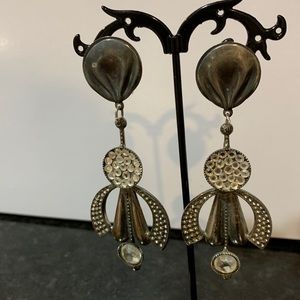 Clip earrings